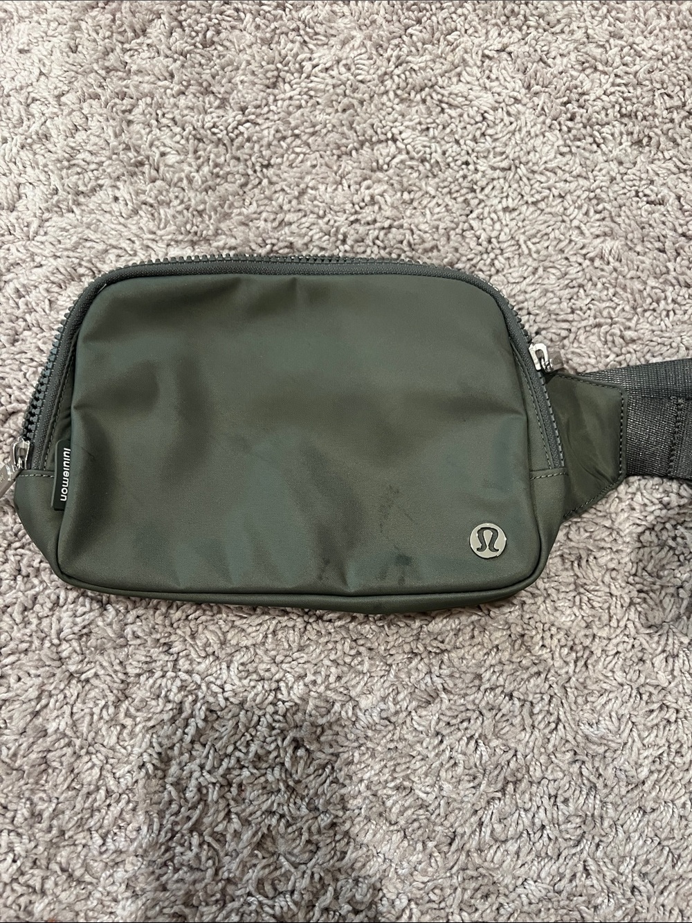 lululemon athletica Men's Olive Waist Pack - Minimalist Hip Bag
